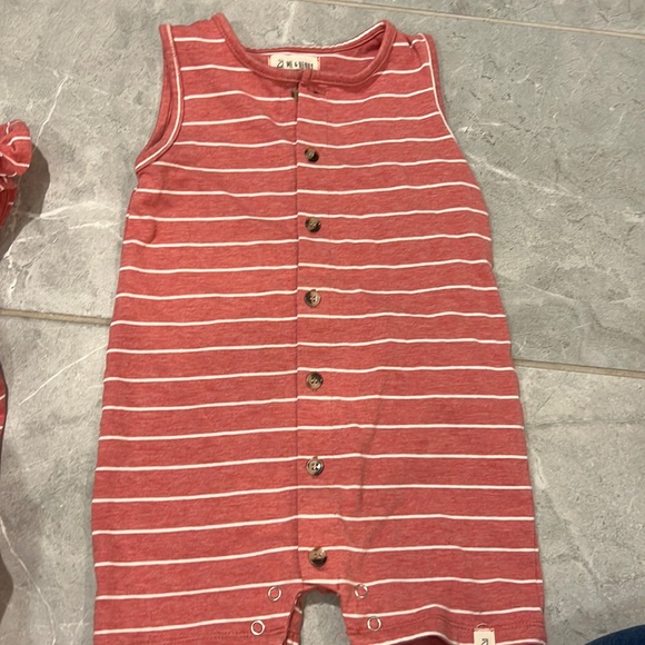 Me & Henry striped red shorts tank romper with buttons for baby boy - 18-24 mo - Picture 1 of 2